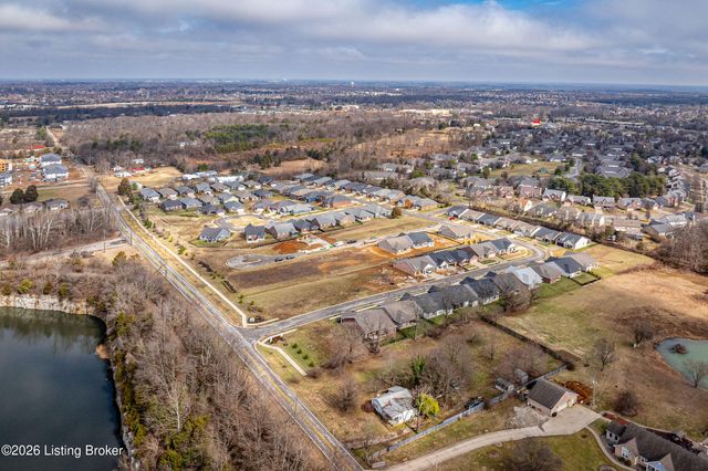 10112 Cedar Valley Ct, Louisville, KY 40291