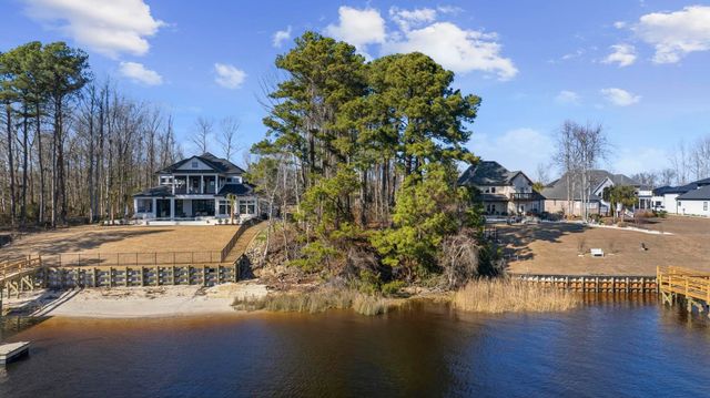 9789 Anchor Dr., Longs, SC 29568