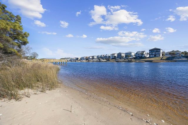 9789 Anchor Dr., Longs, SC 29568