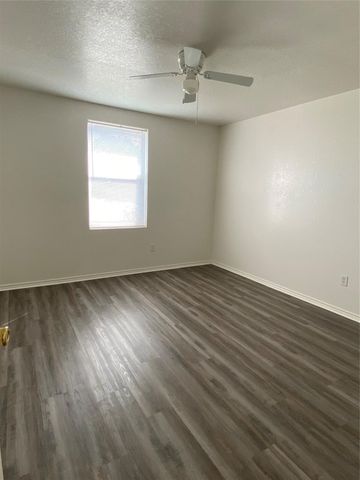 4406 Bobbie Ann Drive, Granbury, TX 76049