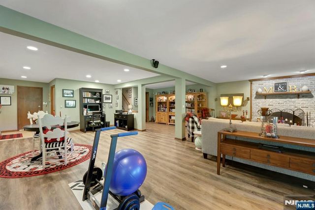63 Pleasant Avenue, Upper Saddle River, NJ 07458