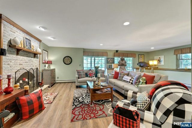 63 Pleasant Avenue, Upper Saddle River, NJ 07458