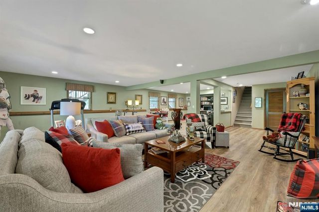 63 Pleasant Avenue, Upper Saddle River, NJ 07458