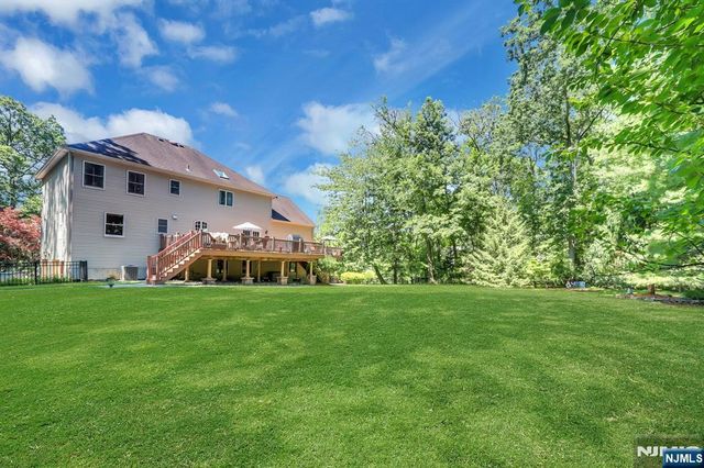63 Pleasant Avenue, Upper Saddle River, NJ 07458