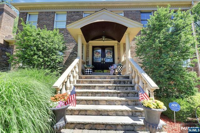 63 Pleasant Avenue, Upper Saddle River, NJ 07458
