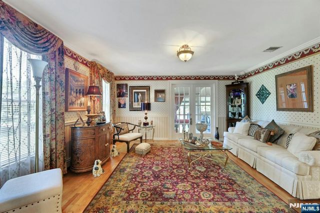 63 Pleasant Avenue, Upper Saddle River, NJ 07458