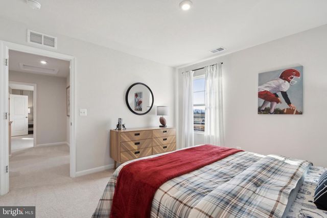 55 FORTUNA RD, Charles Town, WV 25414
