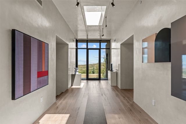 25 Lodge Circle, Santa Fe, NM 87506