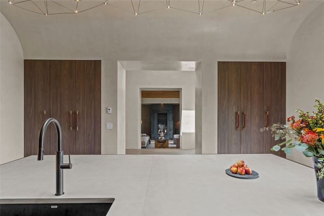 25 Lodge Circle, Santa Fe, NM 87506
