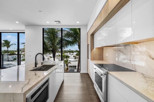 11505 Old Ocean Boulevard, Ocean Ridge, FL 33435