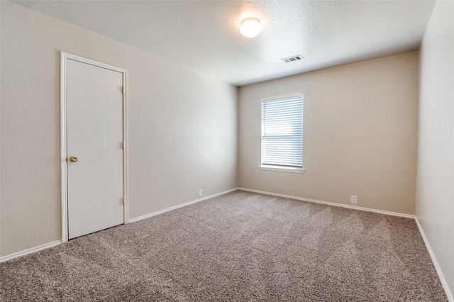 9013 Sagebrush Trail, Cross Roads, TX 76227