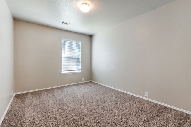 9013 Sagebrush Trail, Cross Roads, TX 76227