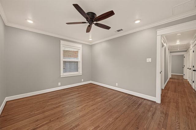 5107 Poinciana Drive, Houston, TX 77092