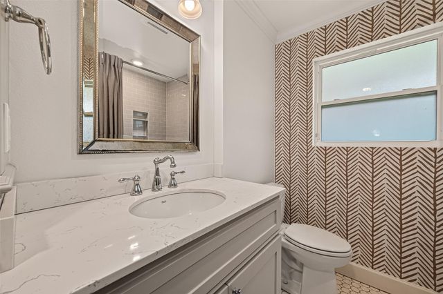 5107 Poinciana Drive, Houston, TX 77092