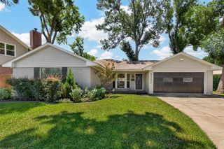 5107 Poinciana Drive, Houston, TX 77092