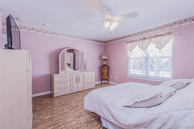 38 Gettysburg Drive, Port Jefferson Station, NY 11776