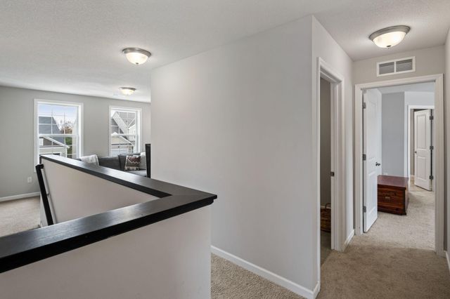 561 14th Street NW, New Brighton, MN 55112