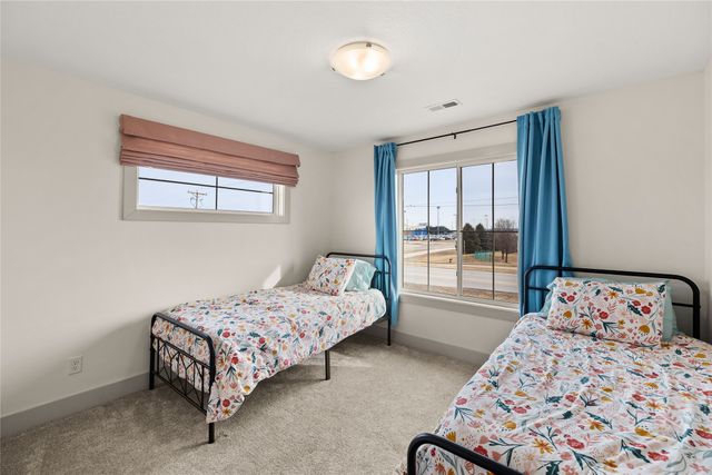 813 Spruce Street NW, Bondurant, IA 50035