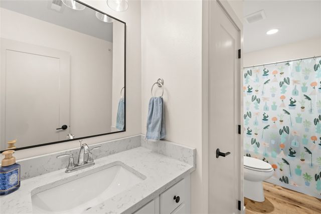 813 Spruce Street NW, Bondurant, IA 50035