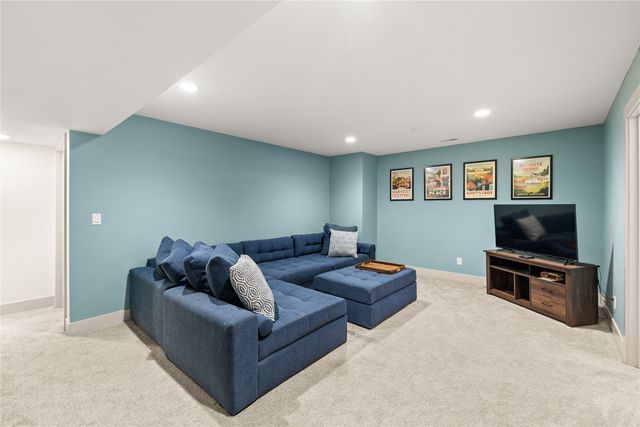 813 Spruce Street NW, Bondurant, IA 50035