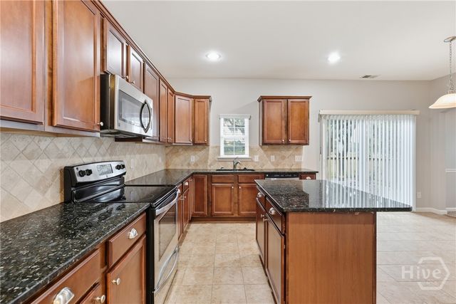 220 Mosswood Drive, Savannah, GA 31405