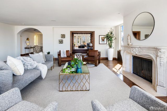 2100 Green Street 800, San Francisco, CA 94123