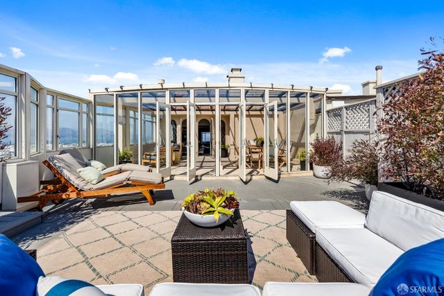 2100 Green Street 800, San Francisco, CA 94123