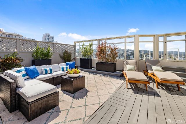 2100 Green Street 800, San Francisco, CA 94123