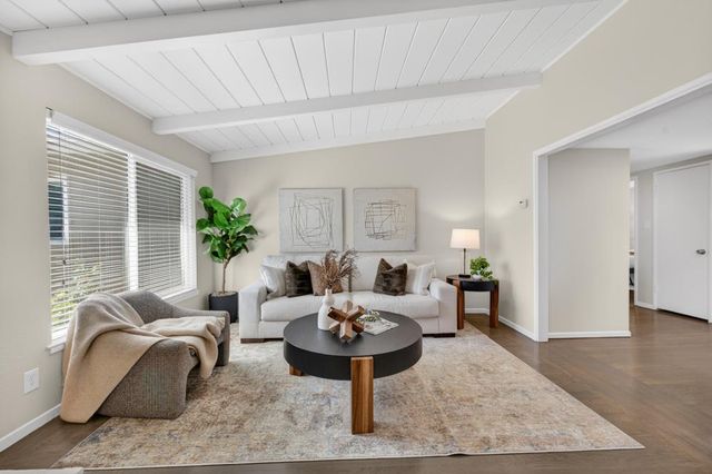 2108 56th Ave, Sacramento, CA 95822