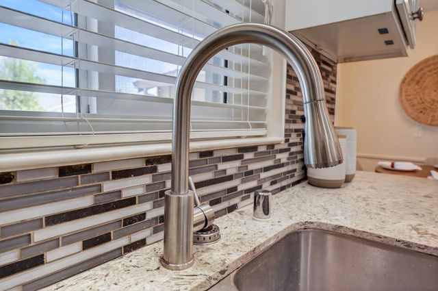 2108 56th Ave, Sacramento, CA 95822