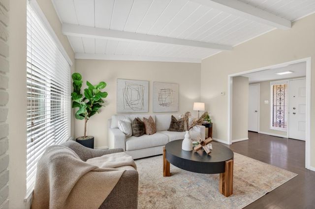 2108 56th Ave, Sacramento, CA 95822