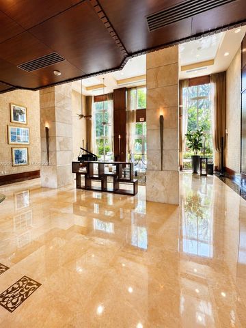 19501 W Country Club Drive 210, Aventura, FL 33180
