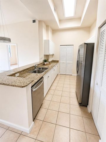 19501 W Country Club Drive 210, Aventura, FL 33180