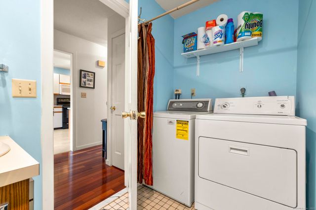 113 Spring Glen 113, Shelton, CT 06484