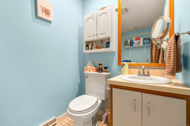 113 Spring Glen 113, Shelton, CT 06484