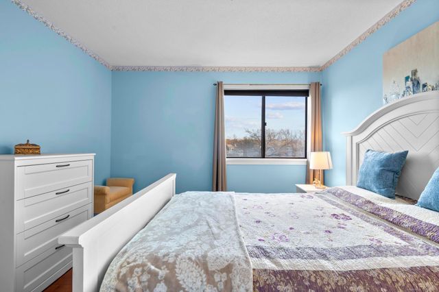 113 Spring Glen 113, Shelton, CT 06484