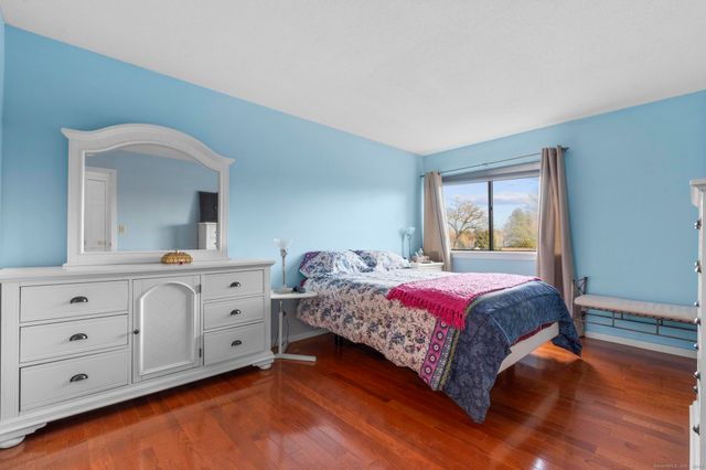 113 Spring Glen 113, Shelton, CT 06484