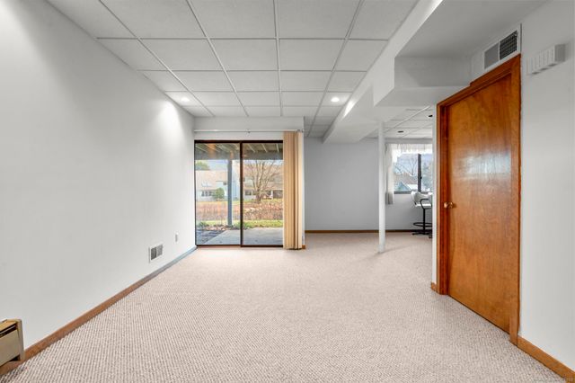 113 Spring Glen 113, Shelton, CT 06484