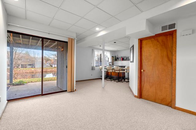 113 Spring Glen 113, Shelton, CT 06484