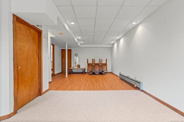 113 Spring Glen 113, Shelton, CT 06484