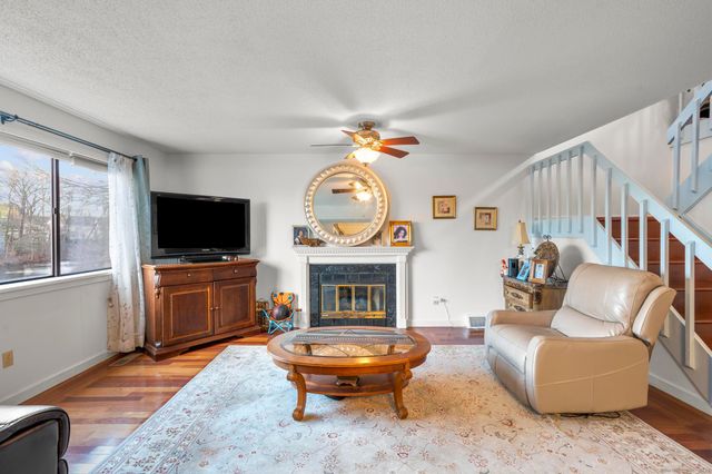 113 Spring Glen 113, Shelton, CT 06484