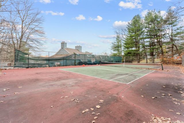 113 Spring Glen 113, Shelton, CT 06484