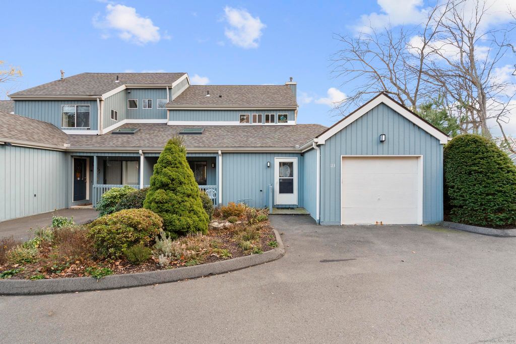 113 Spring Glen 113, Shelton, CT 06484