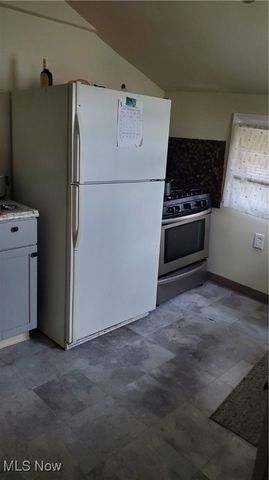 1979 W 54th Street, Cleveland, OH 44102