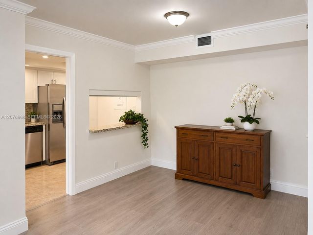 4000 Towerside Terrace 304, Miami, FL 33138
