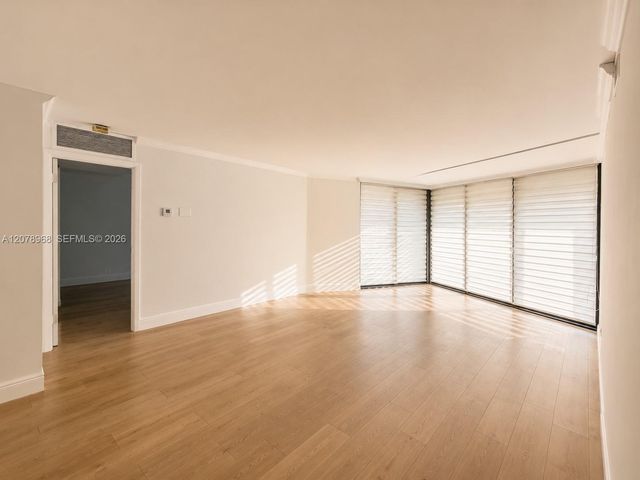 4000 Towerside Terrace 304, Miami, FL 33138
