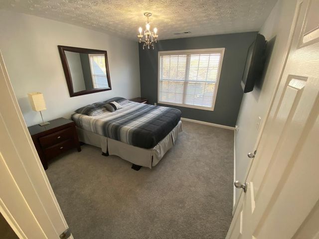 2752 Saddle Horn Place, Snellville, GA 30039