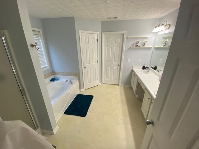 2752 Saddle Horn Place, Snellville, GA 30039