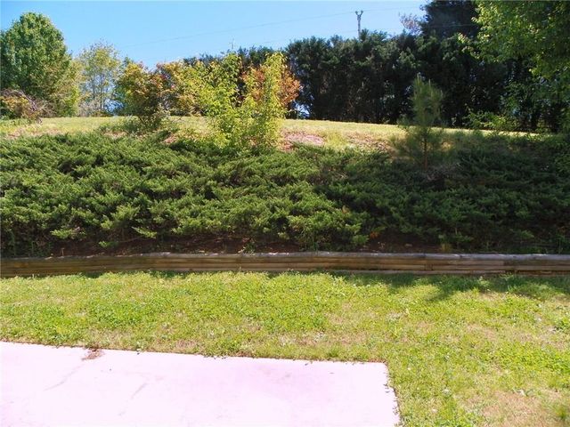 2752 Saddle Horn Place, Snellville, GA 30039