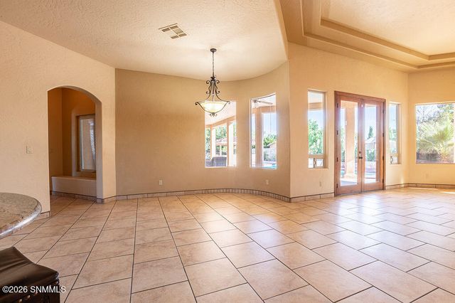 2605 Calle Porton, Las Cruces, NM 88007